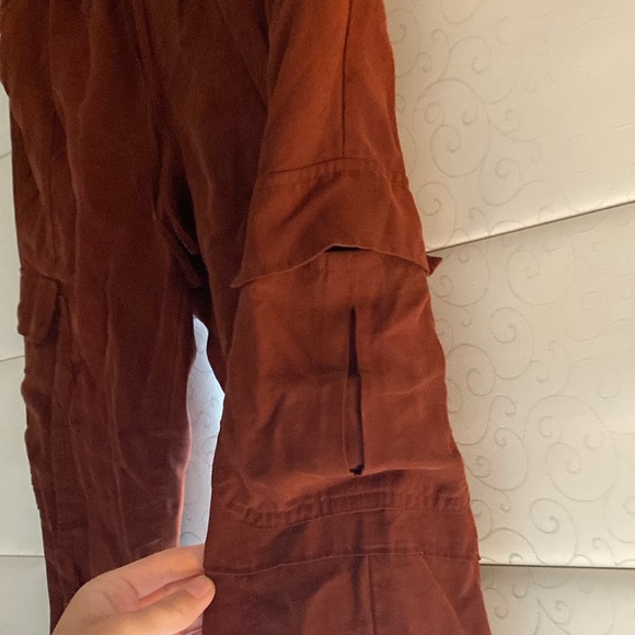 Red pants - Picture 4 of 4